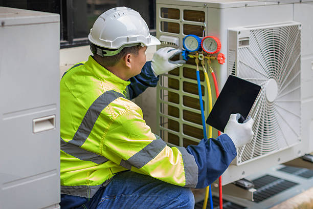 Professional Hvac Installation technician working in Woodville, TX